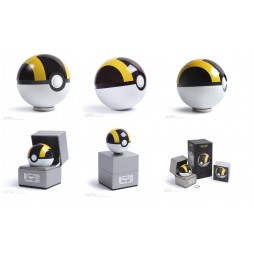 Pokemon - Poké Ultra Ball - 1:1 Prop Replica - Die Cast - Poké Ultra Ball - with Light FX